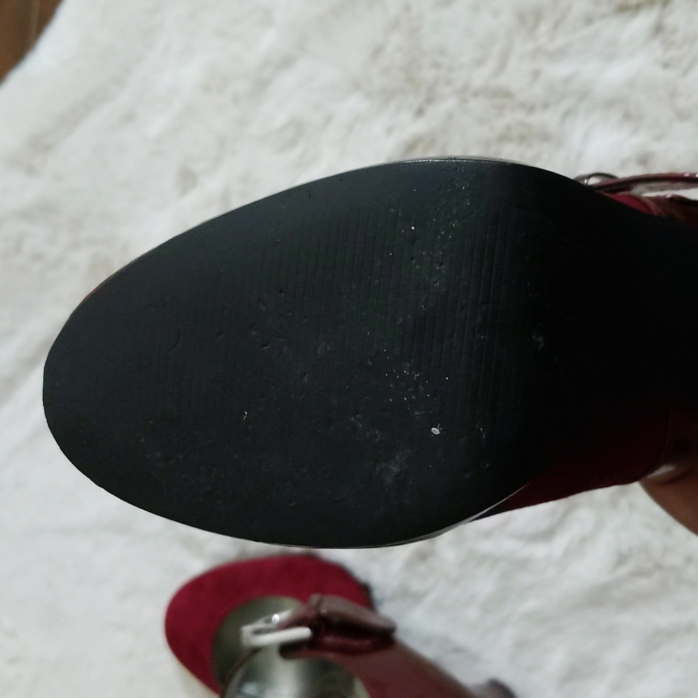 Style & Co| Vintage Burgundy suede high heel pump - Picture 8 of 14